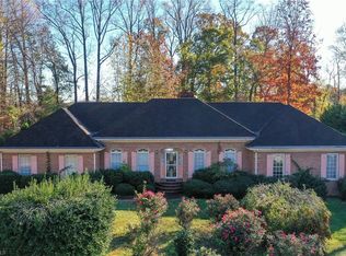 1619 Brannock Dr, Greensboro, NC 27406