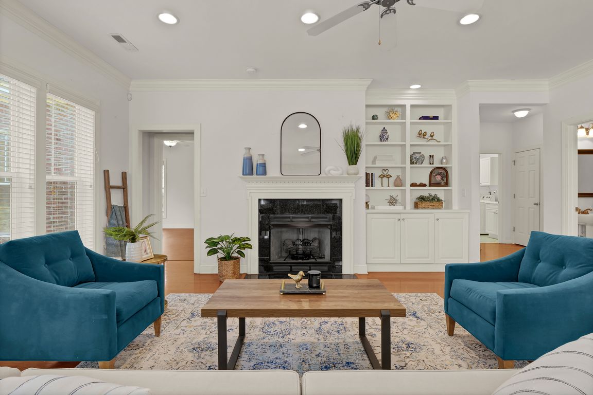 next background image