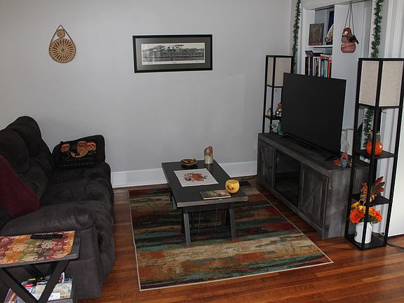 4th image of 51 Watauga St APT B