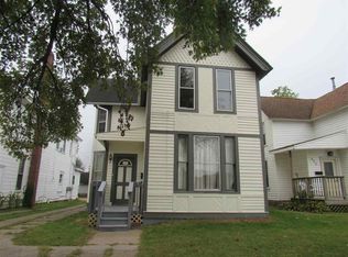 523 9th Ave S, Clinton, IA 52732