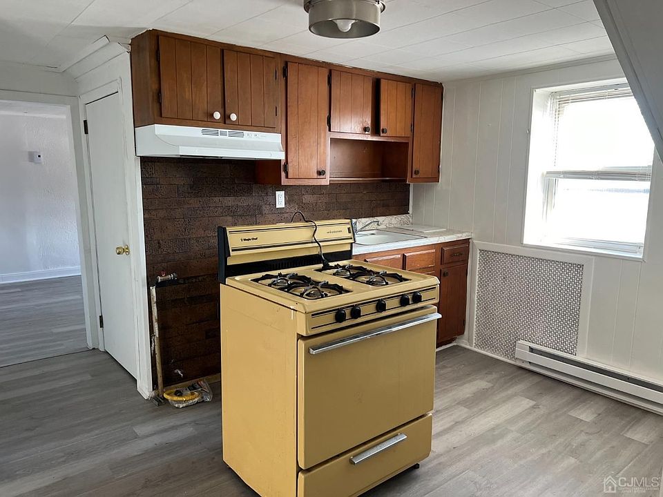 510 William St, Piscataway, NJ 08854 Zillow