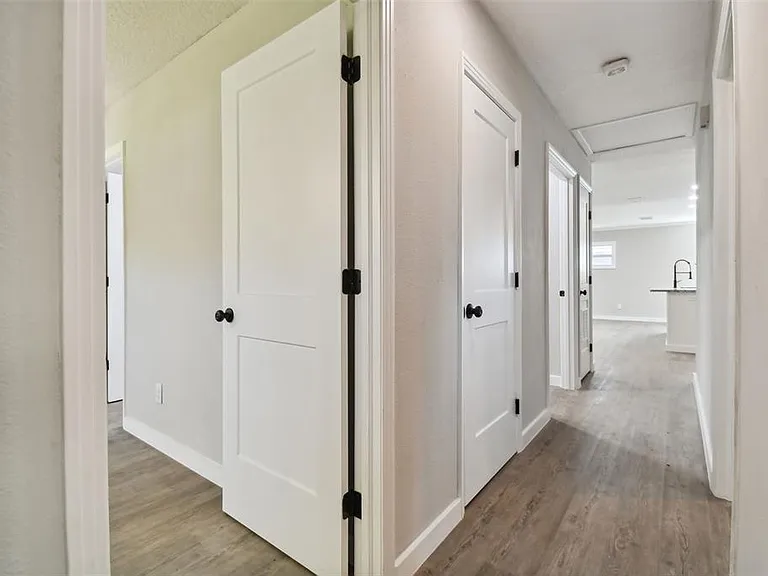 535 W Palmeden Dr — Photo 31