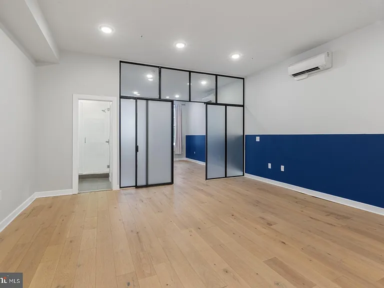 257 N 3rd St #3 — Photo 7