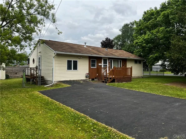108 Florida Rd S, Syracuse, NY 13211