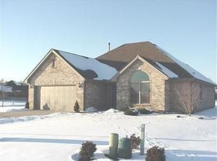 1551 Rockleigh Rd, Dayton, OH 45458