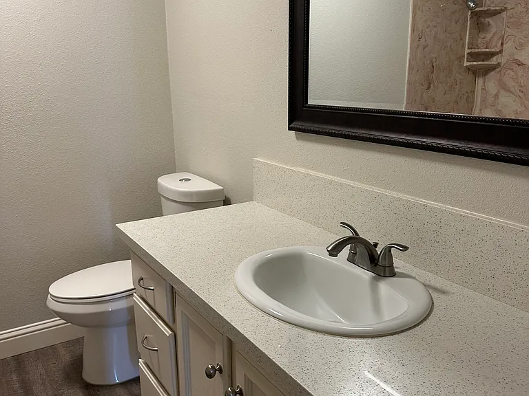 823 E Palm Dr — Photo 9
