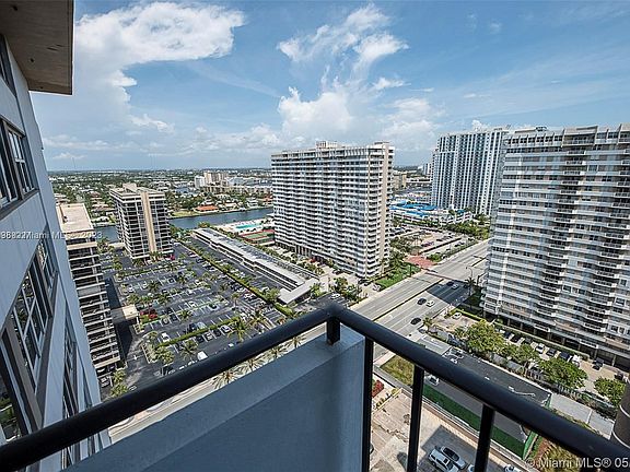 3rd image of 2030 S Ocean Dr APT 2105