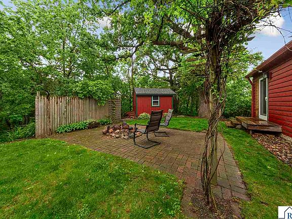 4th image of 30 Wickersham Ct