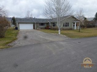 3260 W Hollyhock Dr, Belgrade, MT 59714
