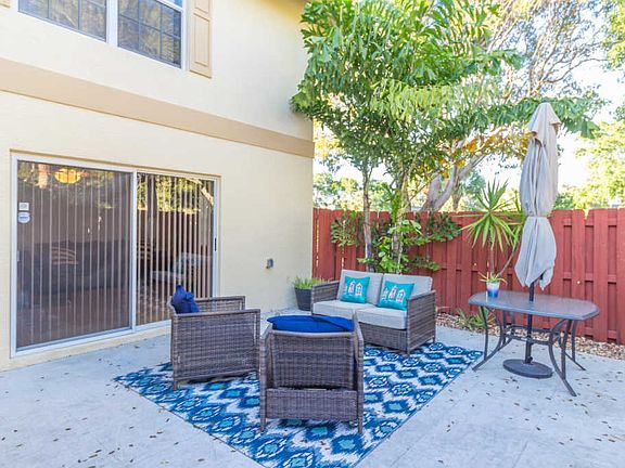 3rd image of 2926 SW 22nd Cir #16C