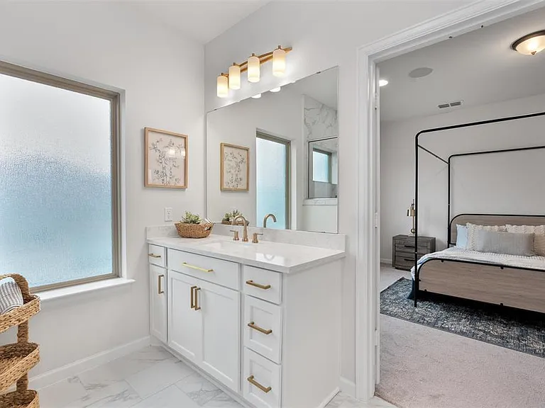 2437 Burberry Ln — Photo 19