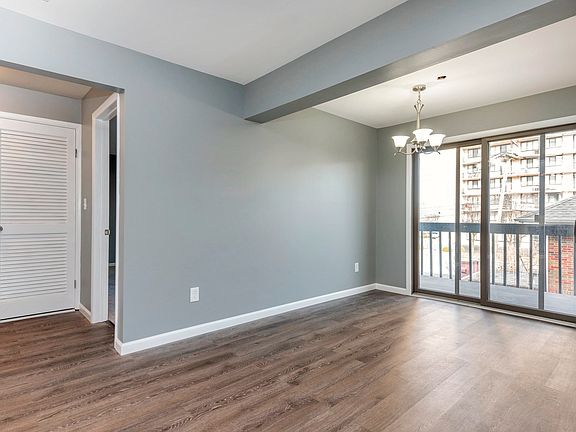 4th image of 1570 Anderson Ave APT C