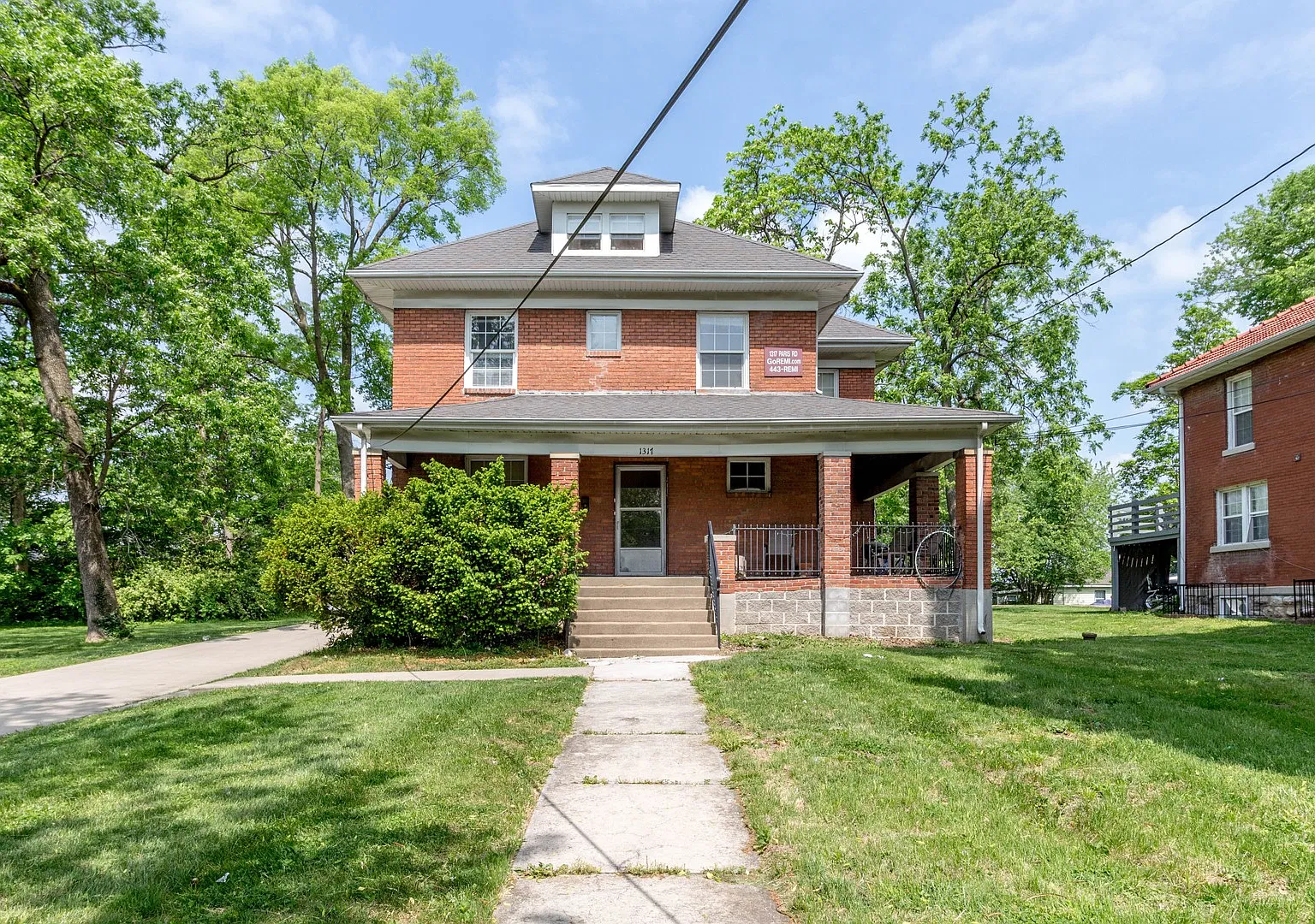 1317 Paris Road — Photo 1