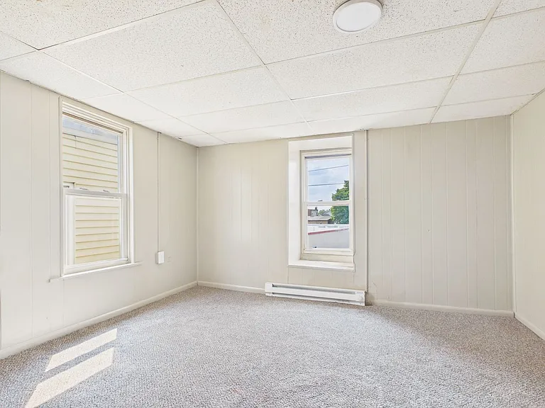 20 Frank S Brown Blvd — Photo 28