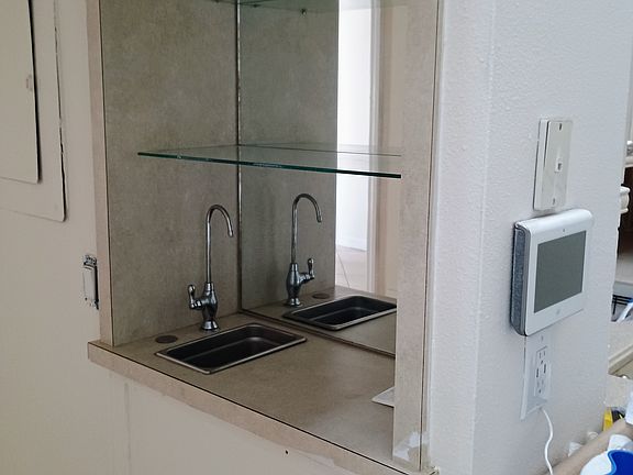 Wet Bar area