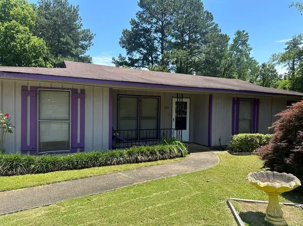 208 Elba Dr, Columbus, GA 31903