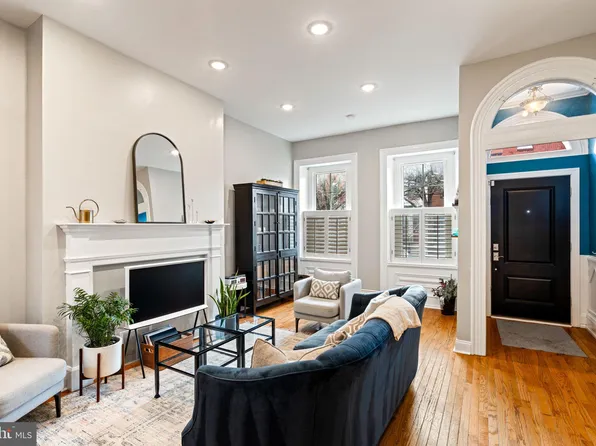 917 N 29th St, Philadelphia, PA 19130