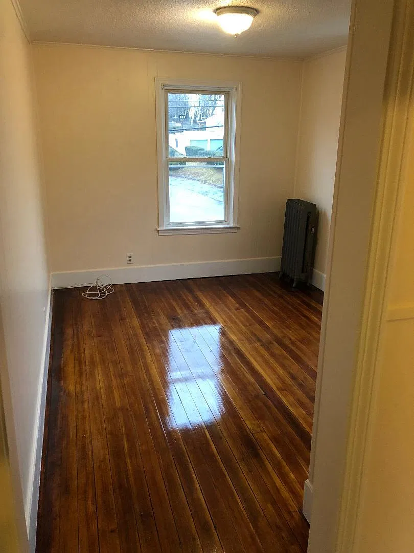 2 bed, 1000 sqft, $2,000 — Photo 2