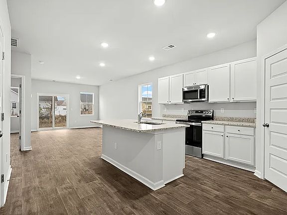 5th image of 1118 Blueback Herring Way