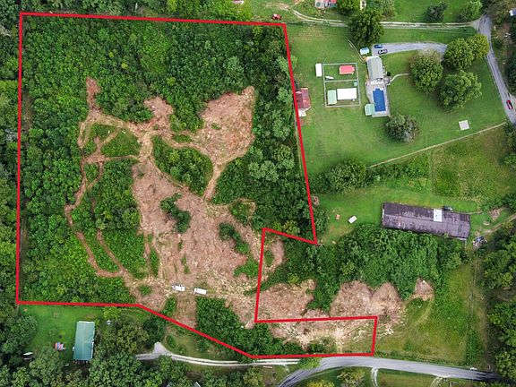 2nd image of Mountain View Dr