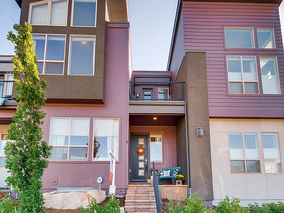 3rd image of 5490 N Valentia St
