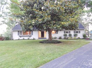 8931 Appleknoll Ln, Cincinnati, OH 45236