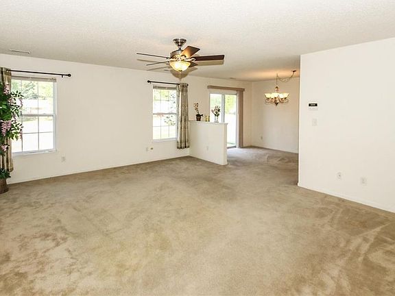 4th image of 1832 Harvest Meadow Dr