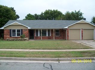 308 Redbird Dr, Ponca City, OK 74601
