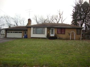 1536 Millbrook St SE, Grand Rapids, MI 49508