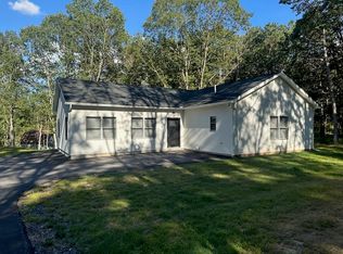 (Undisclosed Address), Effort, PA 18330