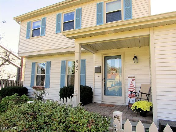 3rd image of 867 Terraview Dr