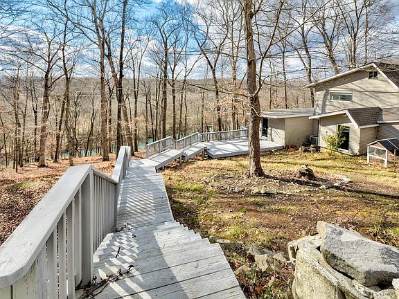 2nd image of 510 Peterson Ln