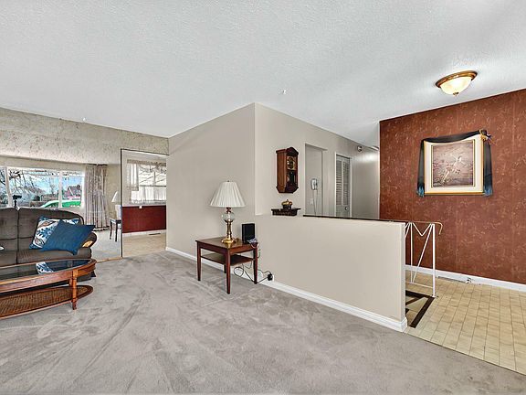 5th image of 1039 Moyer Dr