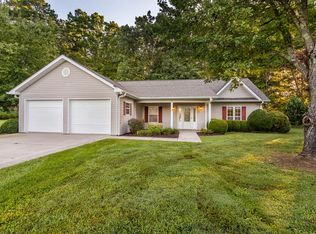 12 Hannah Cir, Blue Ridge, GA 30513