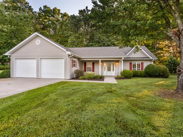 12 Hannah Cir, Blue Ridge, GA 30513
