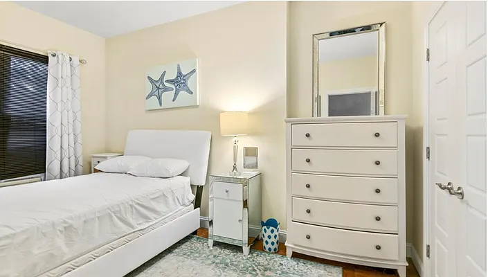 Rented by Brown Harris Stevens | media 9