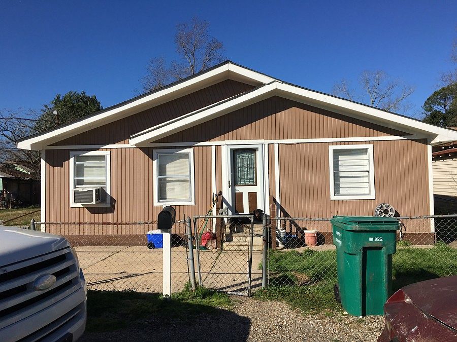 1st image of 133 Beech Grove Dr