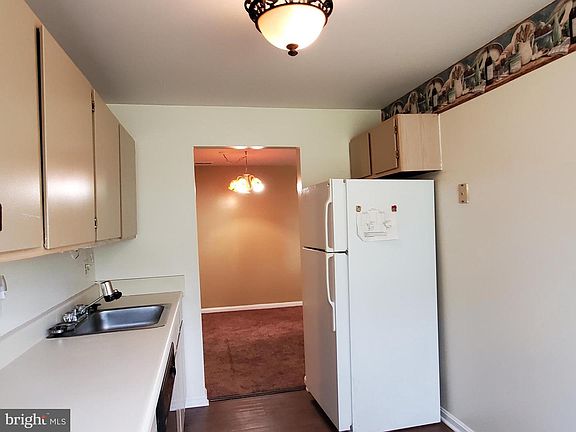 3rd image of 105 Water Fountain Way Unit 102