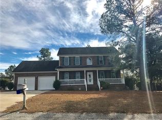 60 Robeson St, Spring Lake, NC 28390