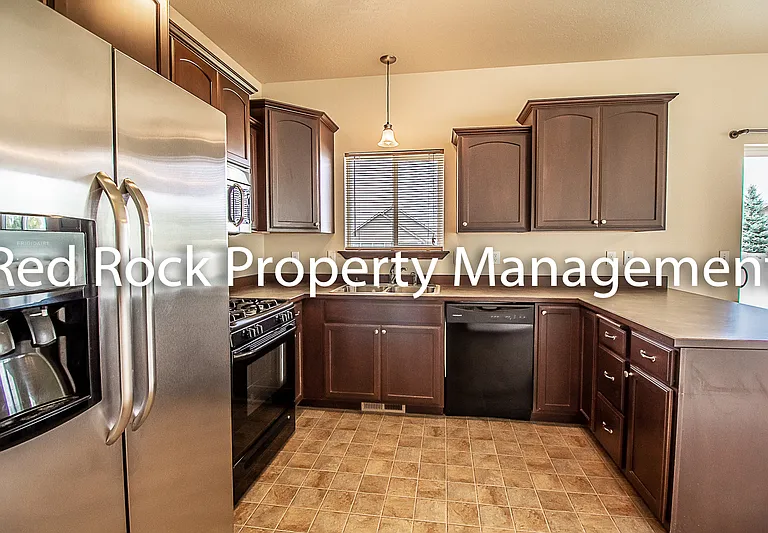 7527 N Carrington Ln — Photo 9