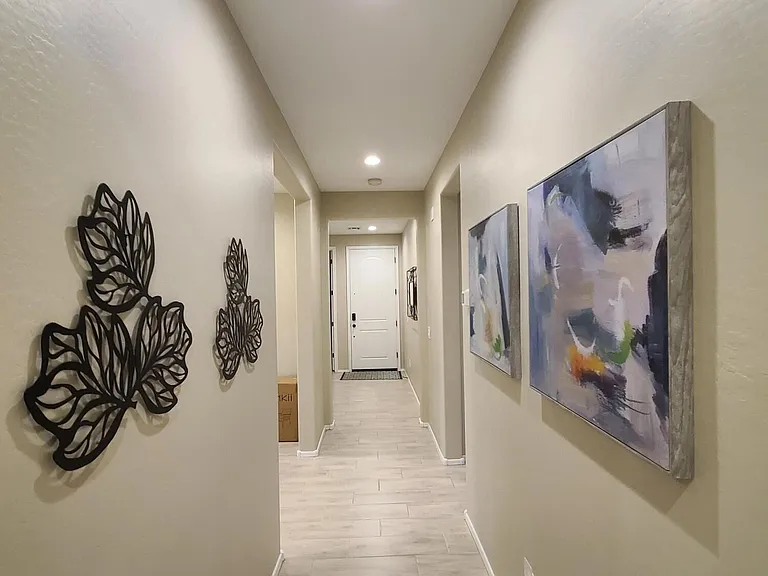 1666 E Lee Dr — Photo 8