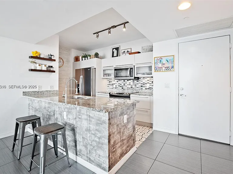951 Brickell Ave #3207 — Photo 4