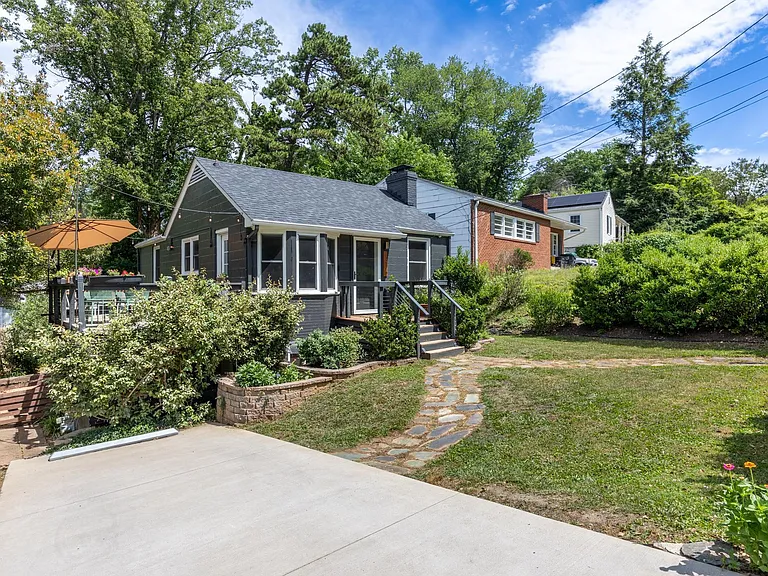 1415 Cherry Ave — Photo 31