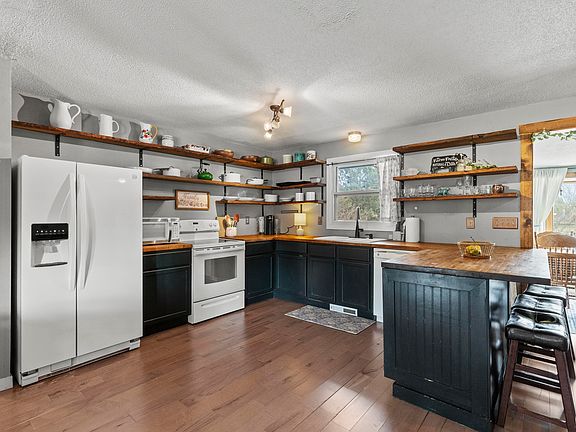 5th image of 6600 Cottonwood Ct