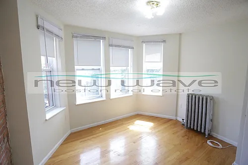 58 Queensberry St #18 Photo 1