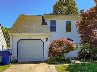 924 Daniel Maloney Dr, Virginia Beach, VA 23464