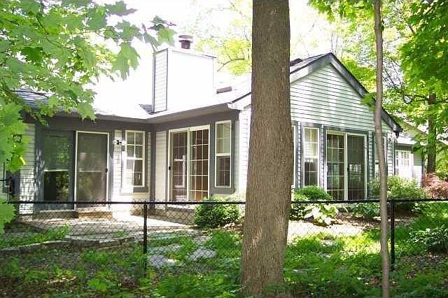 2nd image of 1589 Stoneybrook Grove Ln
