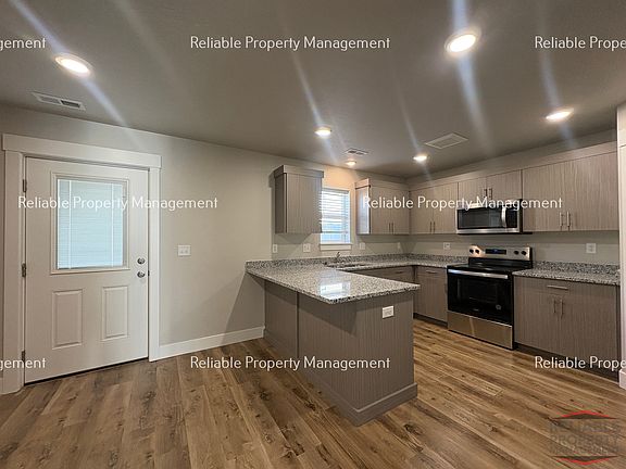 2nd image of 2015 Lawrence Ln #1404