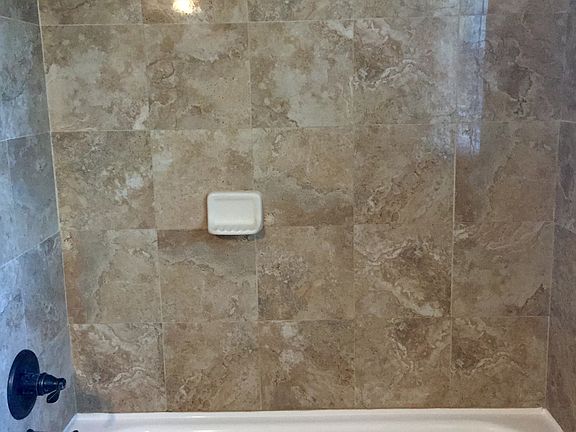 5th image of 2714 Wright Ave