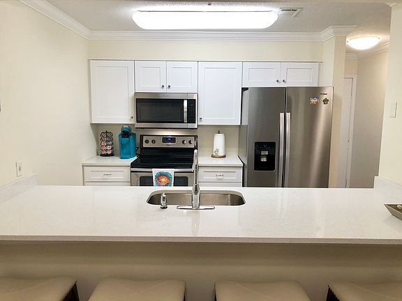 5th image of 200 Sandestin Ln APT 1309